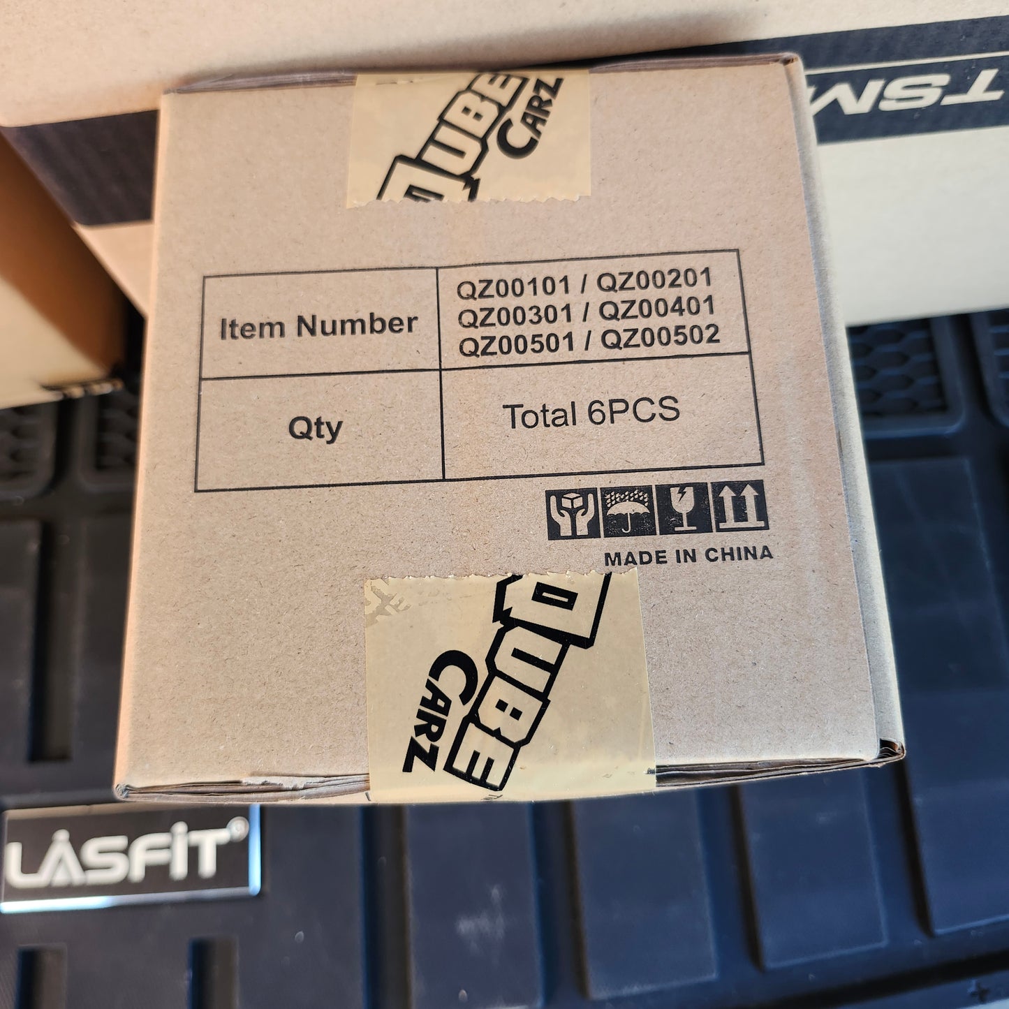 Mini Gt QubeCarz Sealed set of 6 Factory Chance At a chase