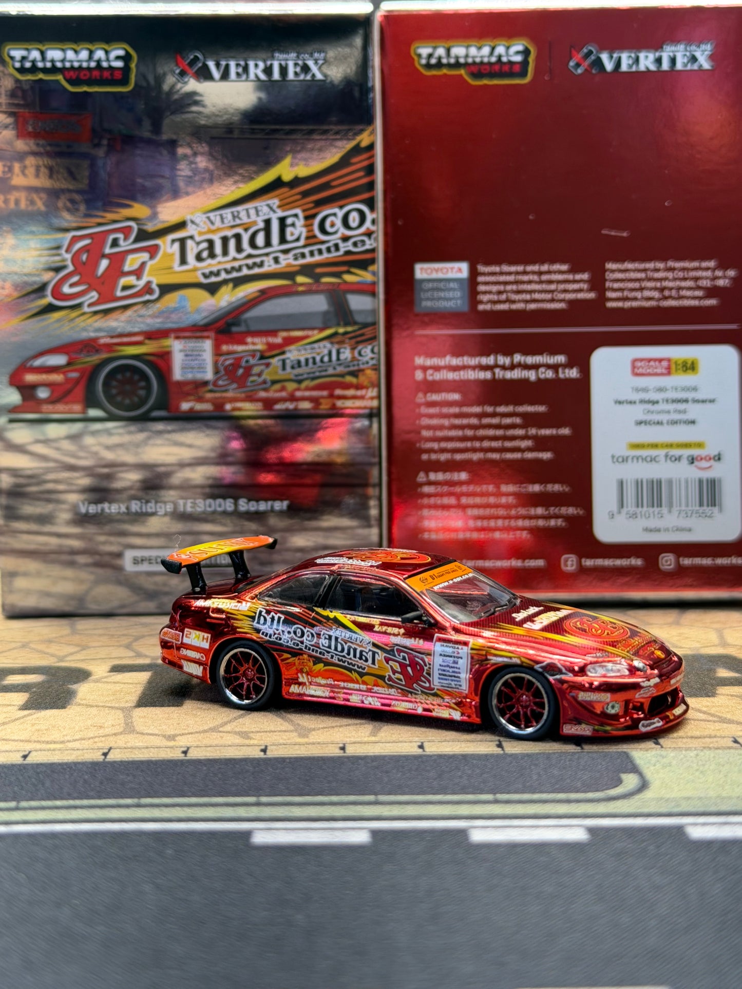 Tarmac Works 1:64 Vertex Ridge TE3006 Soarer Chrome Red – Special Edition – GLOBAL64