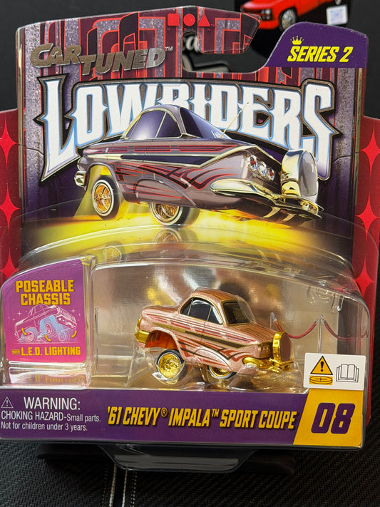 Car Tuned Lowriders S2 #8 ‘61 Chevy Impala Sport Coupe