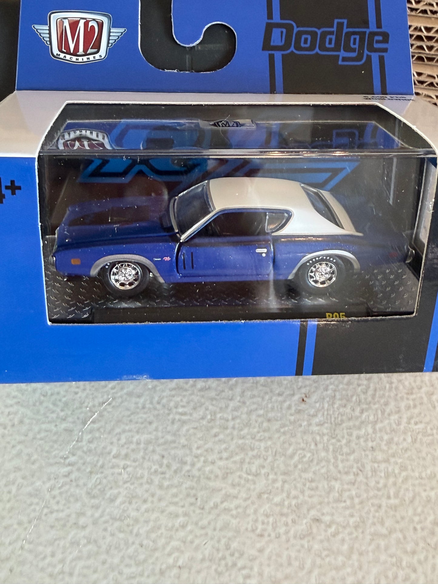 M2 Machines 1971 Dodge Charger R/T 440 6 Pack