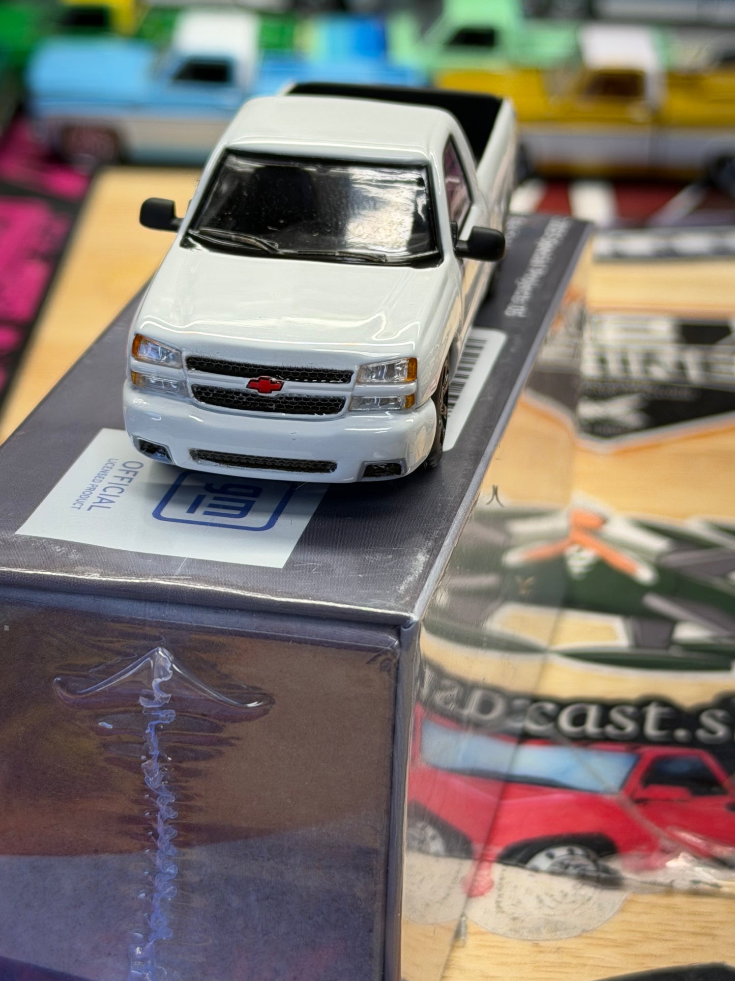 Para64 Factory Sealed 2006 Chevrolet Silverado Single Cab Truck Summit White SS Clone