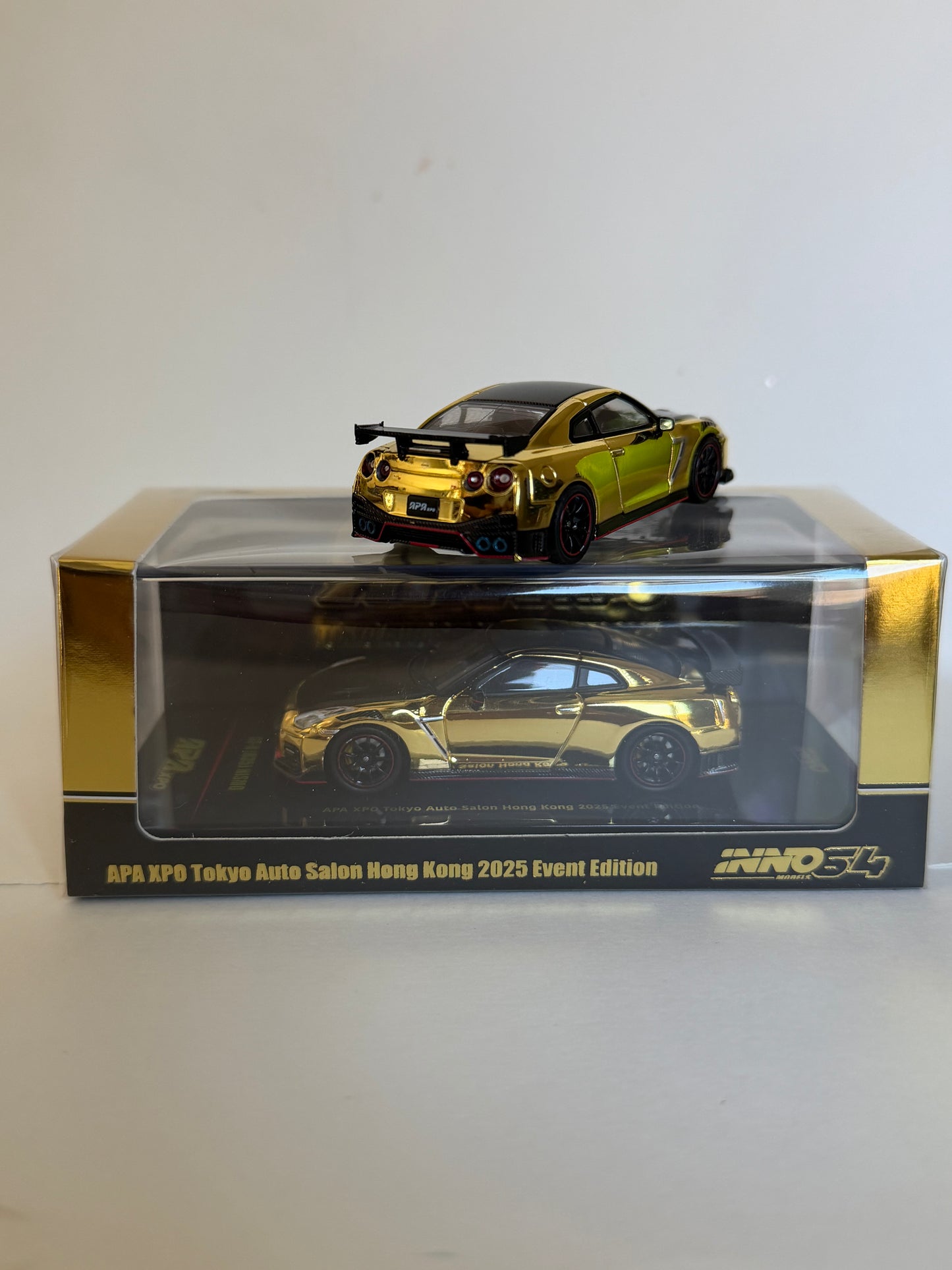INNO64 1:64 GTR R35 Nismo Chrome Gold APA XPO Tokyo Auto Salon HK 2025 Event