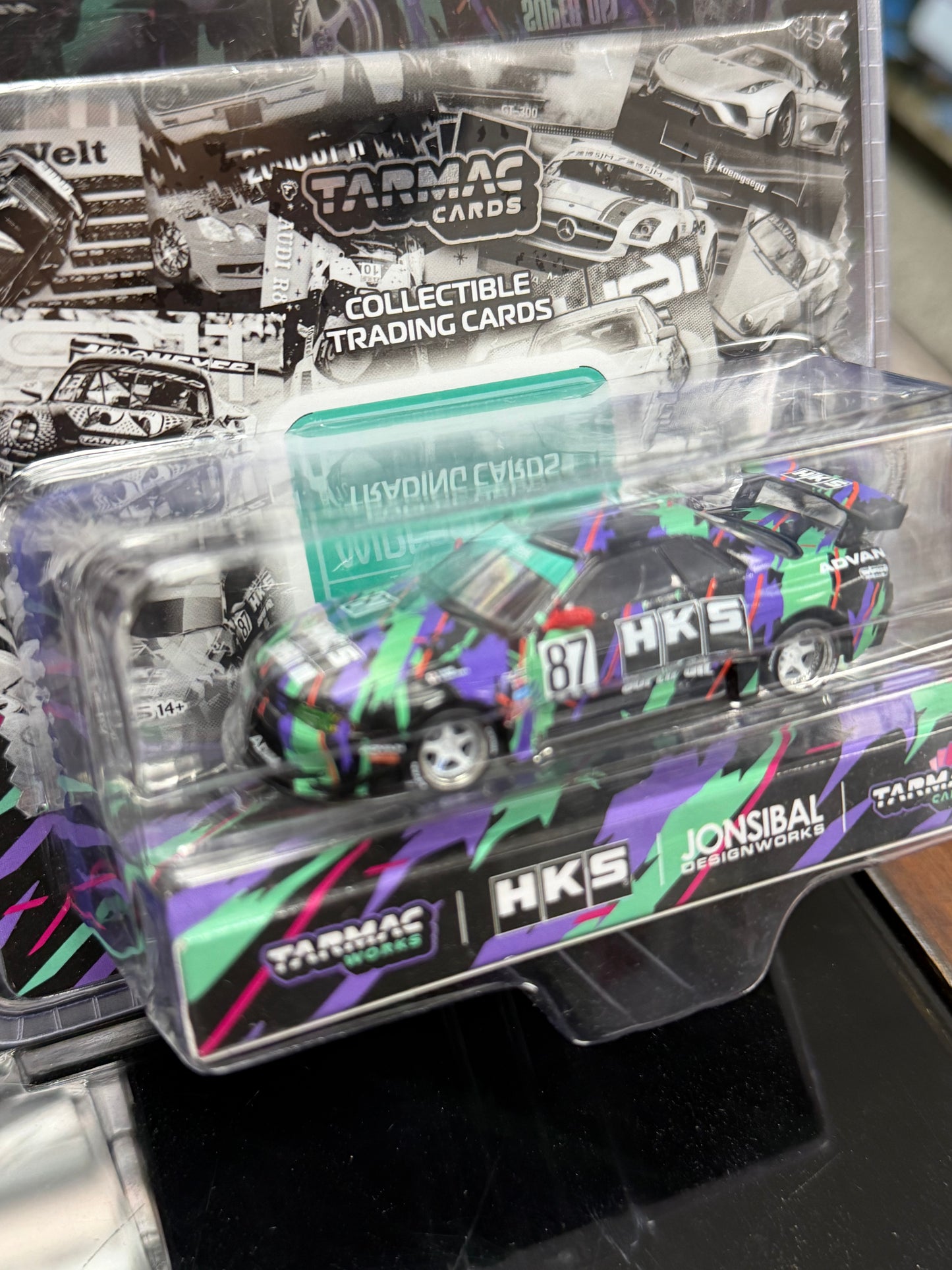 Tarmac Works 1:64 Nissan Skyline (R32) Widebody Jonsibal Designworks & HKS with Card Pack – Blue, Green, Black – Tarmac Cards MiJo Exclusives Limited Edition