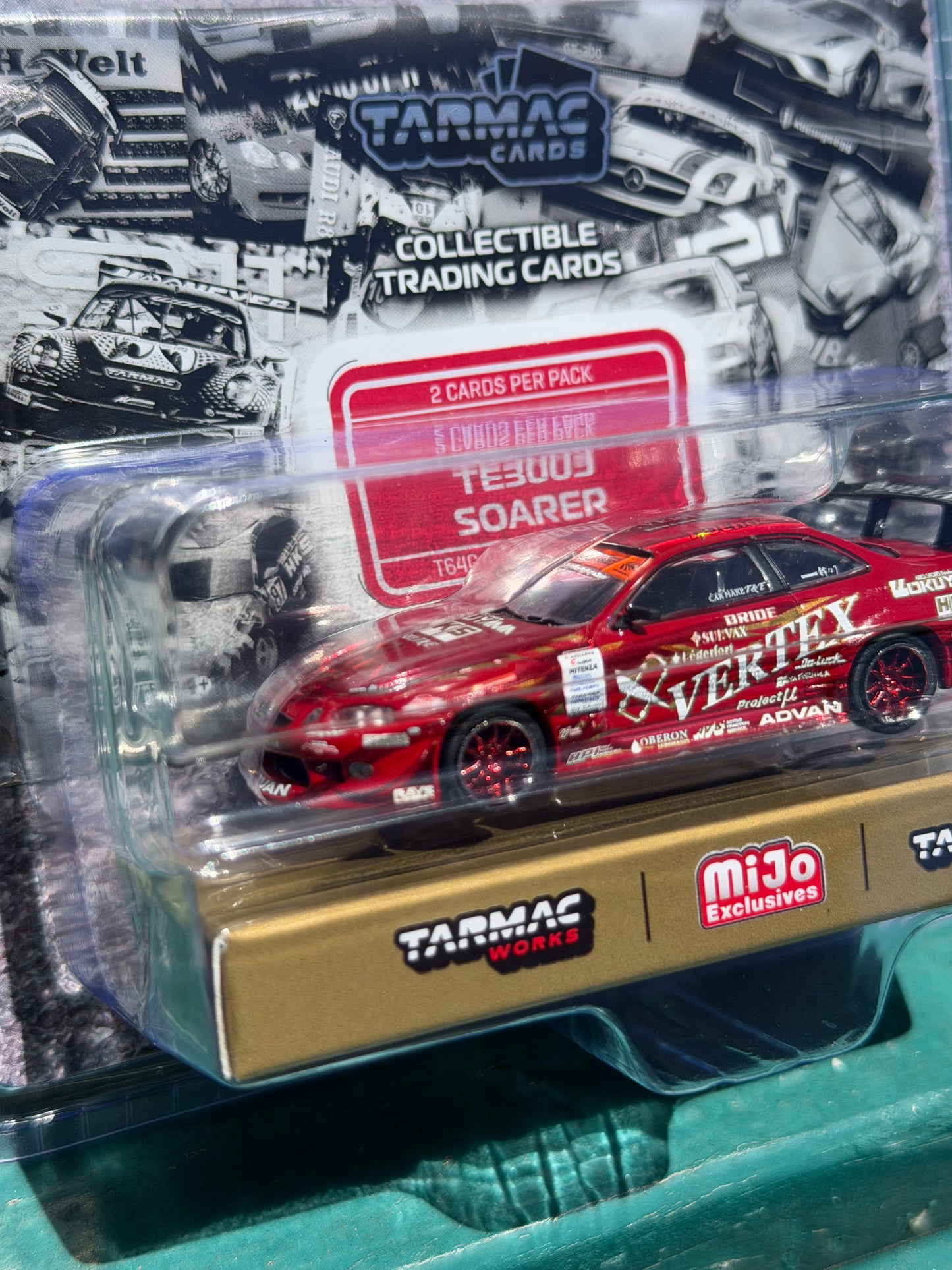 Tarmac Works 1:64 Vertex Ridge TE3005 Soarer with Trading Card – Red – Global64