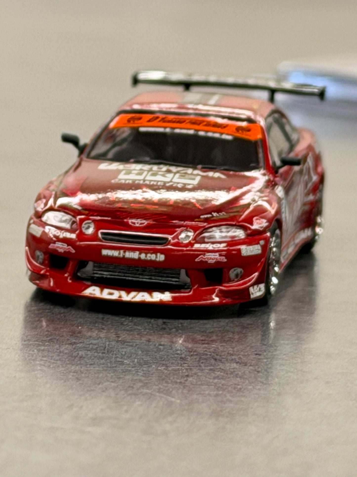 Tarmac Works 1:64 Vertex Ridge TE3005 Soarer with Trading Card – Red – Global64