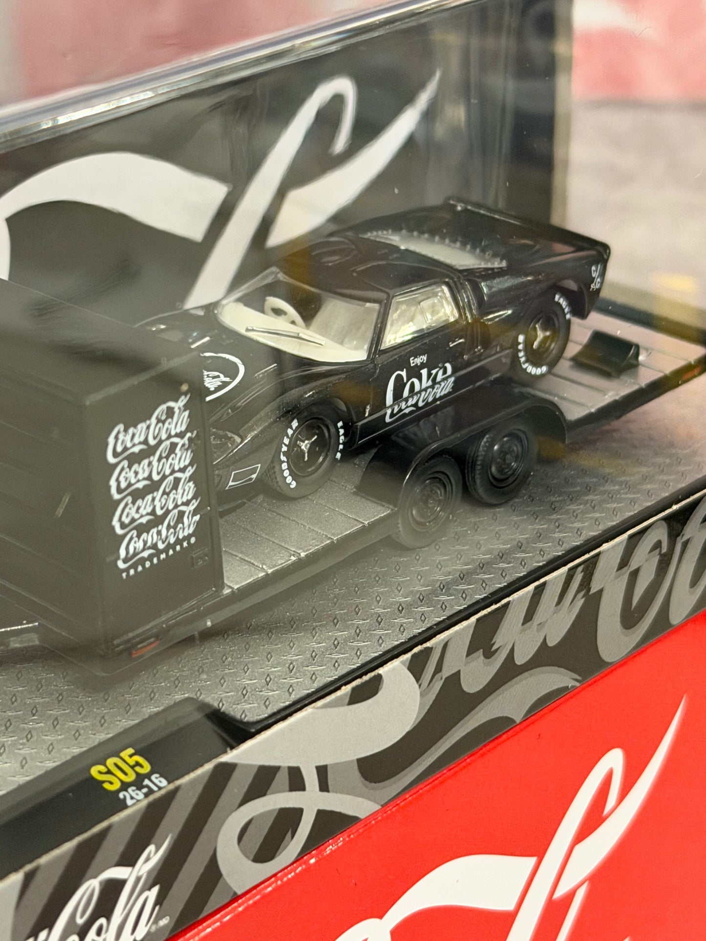 M2 Machines S05 Coke 1987 Ford F-350 & 1966 Ford GT40 MKII