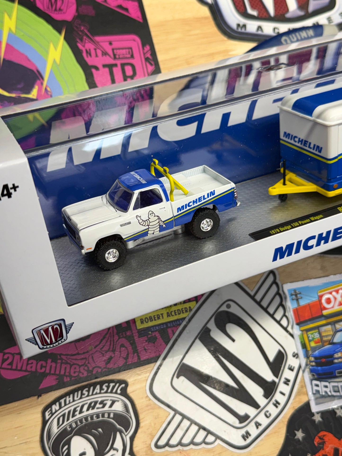 M2 Machines R98 1979 Dodge 150 Power Wagon & 1969 Dodge Dart Swinger