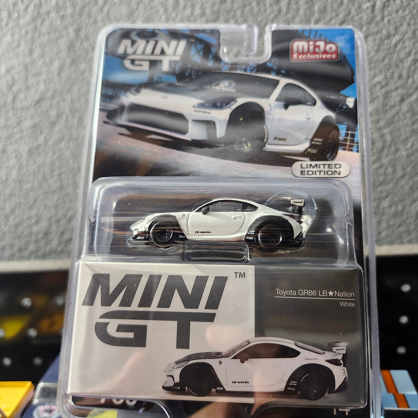 Mini GT 1:64 Toyota GR86 LB★Nation – White- MiJo Exclusives